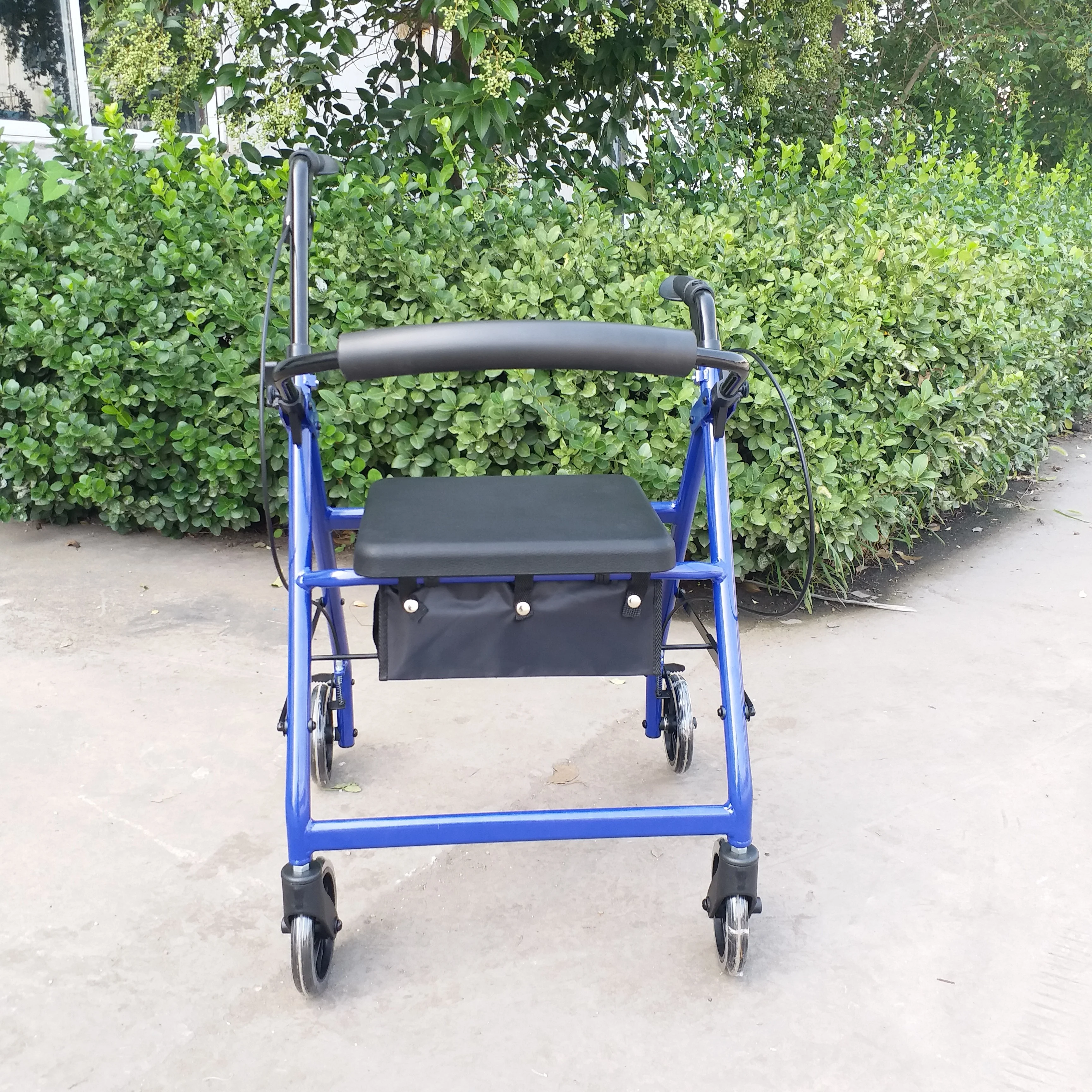 Four Wheeled 7.3" Castors Rollator - Image 6